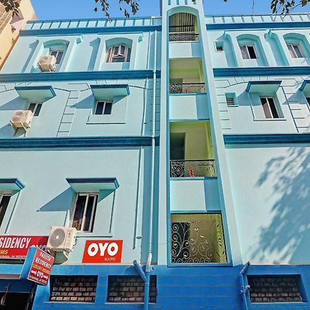 Hotel O Vasista Residency Hyderabad Exteriör bild