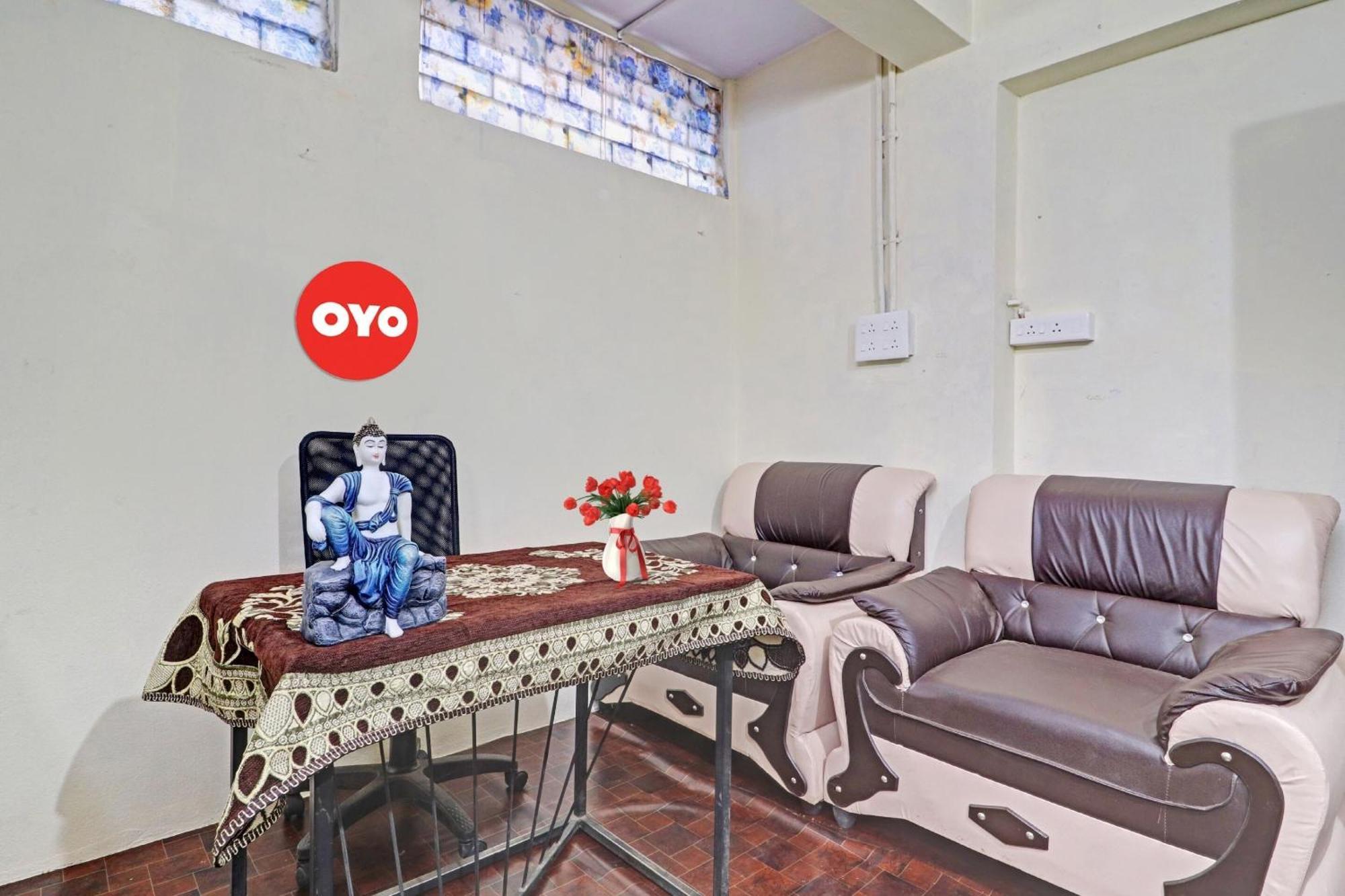 Hotel O Vasista Residency Hyderabad Exteriör bild